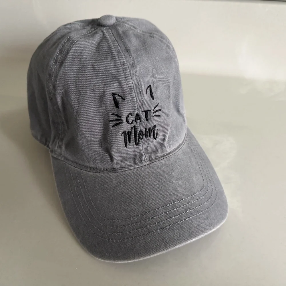 David and Young Cat Mom Cap in Gray